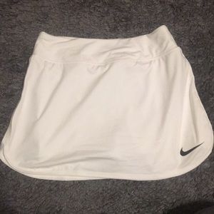white nike tennis/golf skirt XS brand new